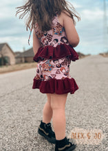 Load image into Gallery viewer, Ruffled Tank(0-3m-9/10)*Click to see print options*
